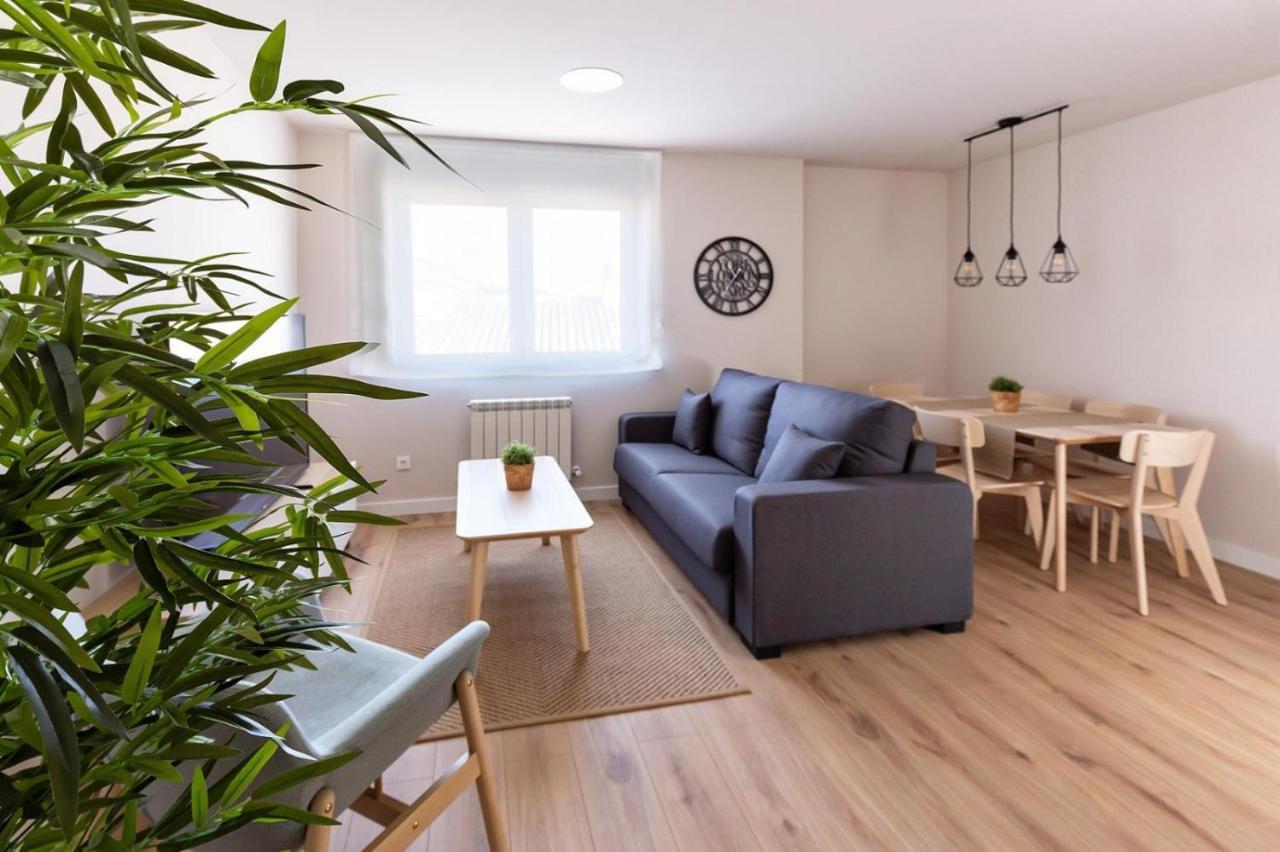 A Tu Lado Vut 09306 Apartment Burgos Luaran gambar